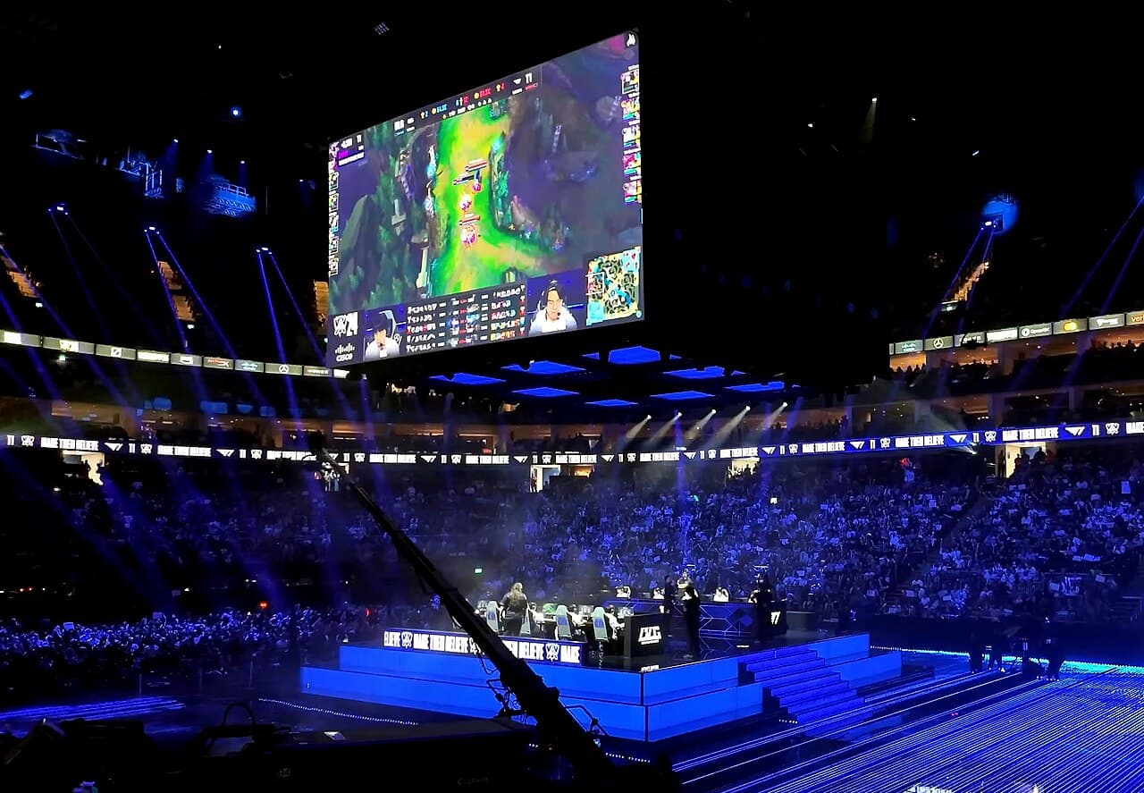 League of Legends: в каком регионе RP дешевле в 2026